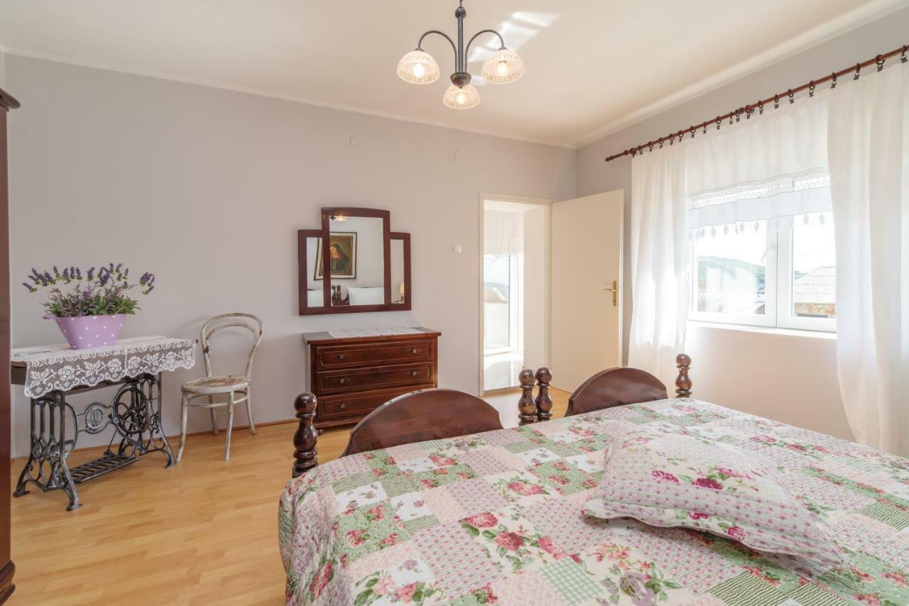 Barac Rural Holiday Home Grižane المظهر الخارجي الصورة